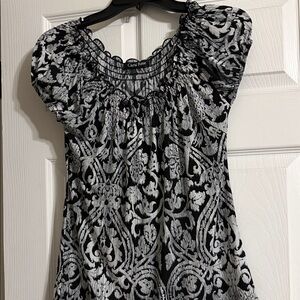 Carol Rose Black and White Patterned Blouse